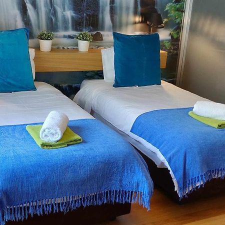Condominio Zen Pearl-Luxury Com Piscina フンシャル エクステリア 写真